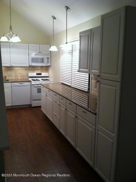 11 Haug St, Union Beach, NJ 07735 - photo 5