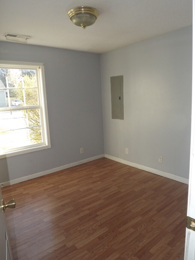 125 Lorien Cir, Shelbyville, TN 37160 - photo 5