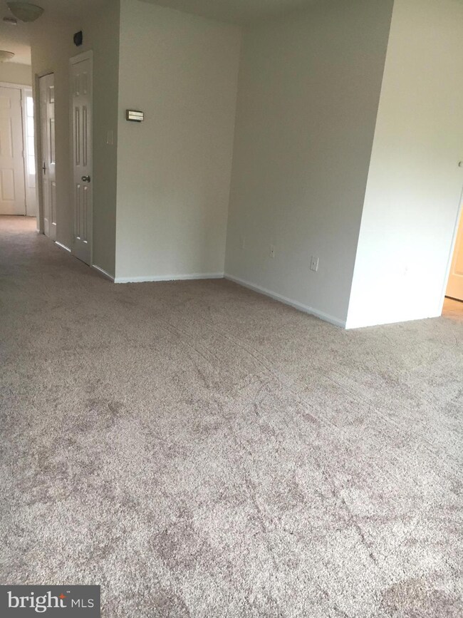 10273 Arizona Cir, Bethesda, MD 20817 - photo 7