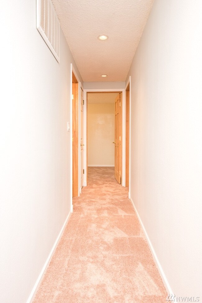 1411 S 250th St, Des Moines, WA 98198 - photo 7