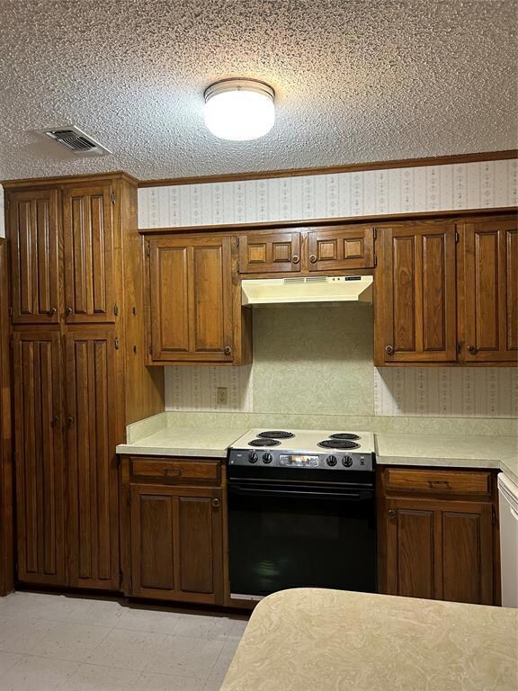 1036 Princeton Place, Cleburne, TX 76033 - photo 5