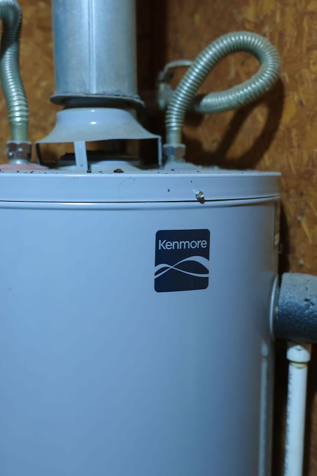 Detailed view of water heater