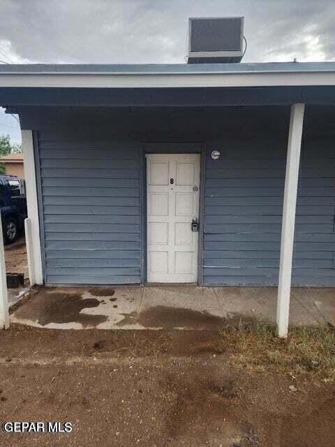 247 Carnes Rd unit AB, El Paso, TX 79907 - photo 5