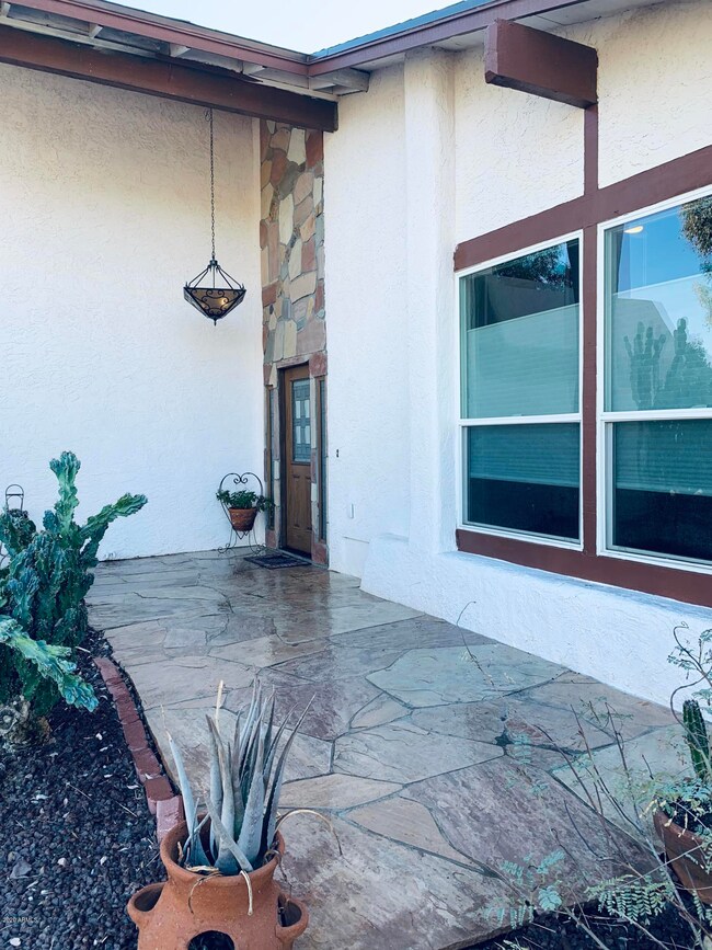 Flagstone Front Patio