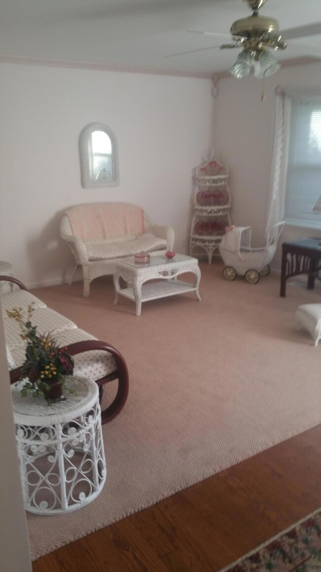 568 Hughley Ln, Harrodsburg, KY 40330 - photo 4