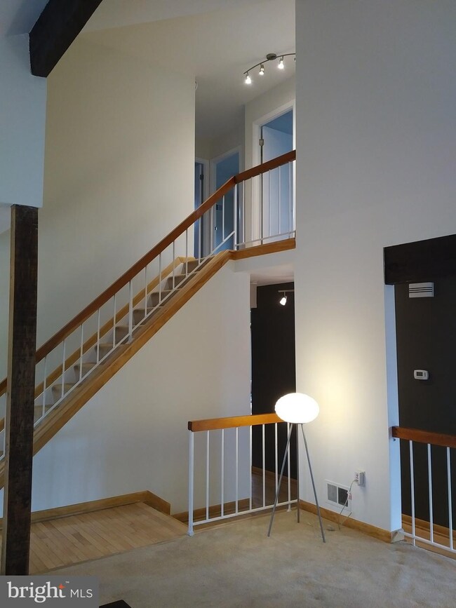 5413 Southport Ln, Fairfax, VA 22032 - photo 4