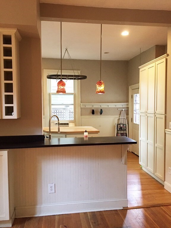 4 Kinnaird St, Cambridge, MA 02139 - photo 2