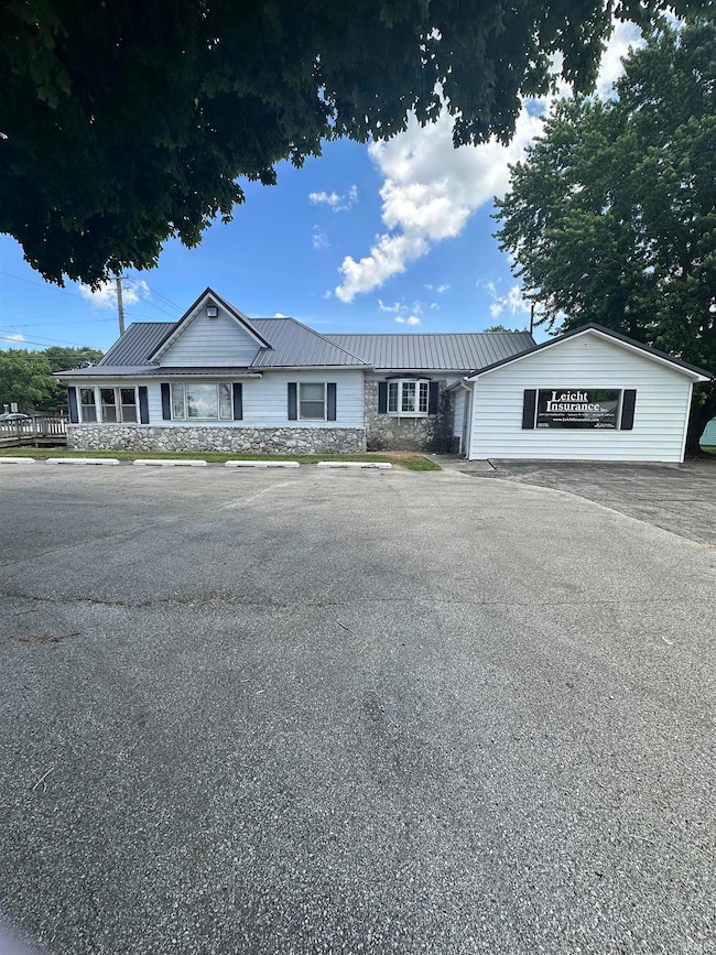 2605 E Markland Ave, Kokomo, IN 46901 - photo 2