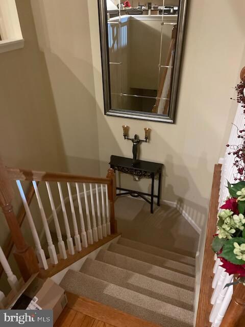 127 Hearthstone Dr, Berlin, NJ 08009 - photo 3