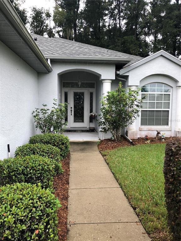 Inviting Entry Walk