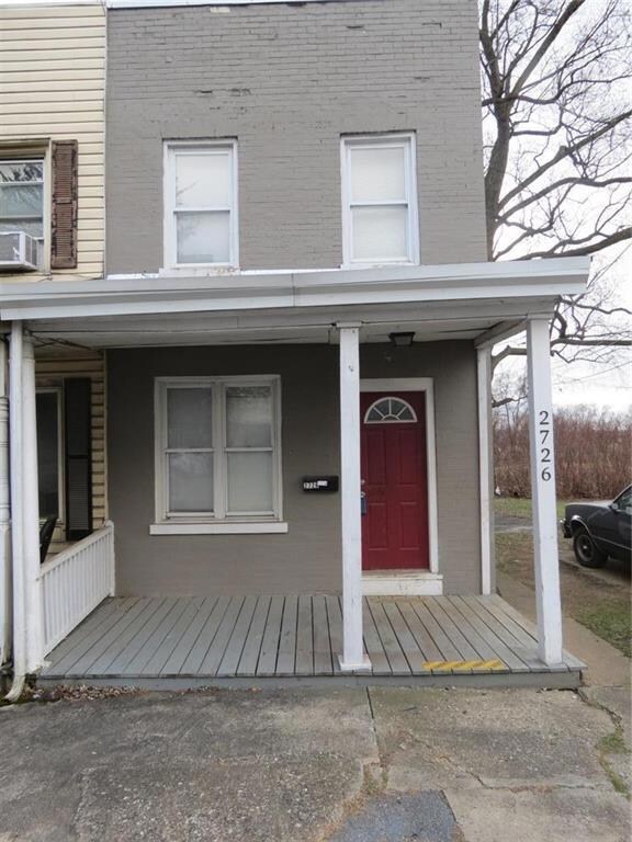 2726 Columbia St, Easton, PA 18045 - photo 3