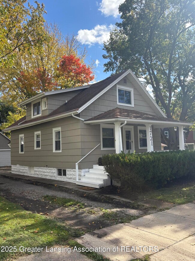 1721 Fletcher St, Lansing, MI 48910 - photo 3