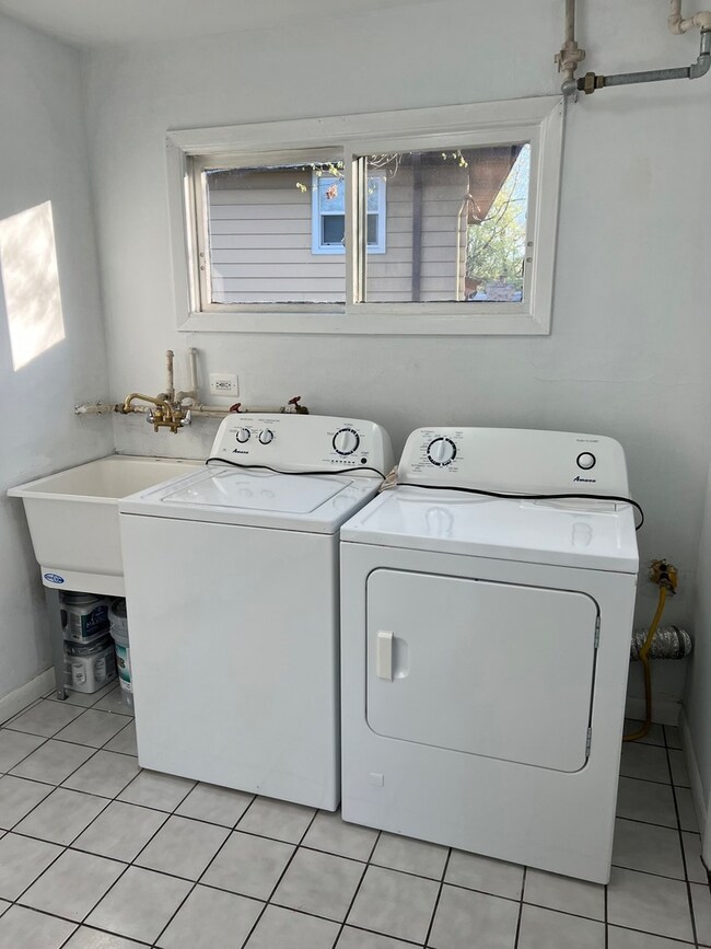 19030 Loretto Ln, Country Club Hills, IL 60478 - photo 4