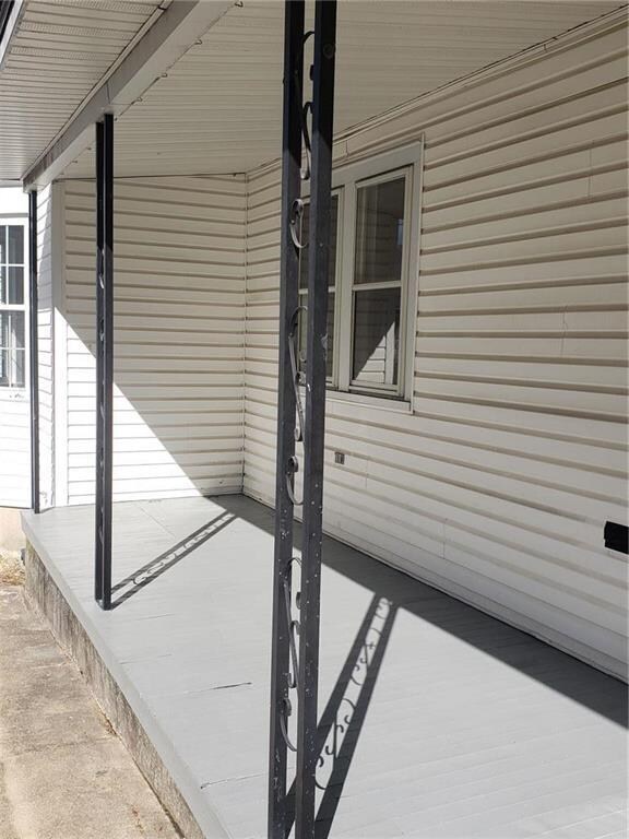 610 Arlington St, Tamaqua, PA 18252 - photo 5