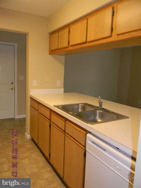14202 Valleyfield Dr unit 1, Silver Spring, MD 20906 - photo 4