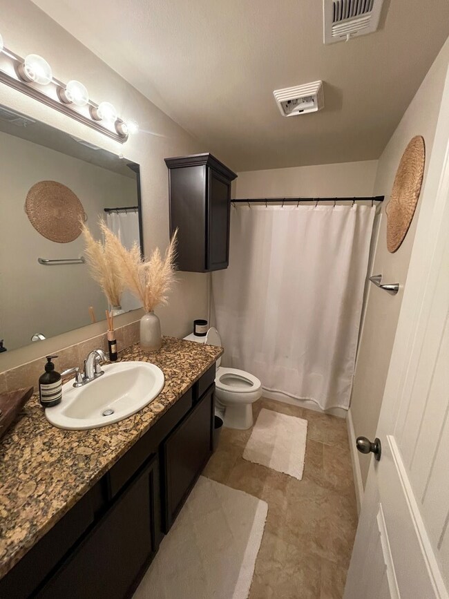 810 E 93rd St, Odessa, TX 79765 - photo 5