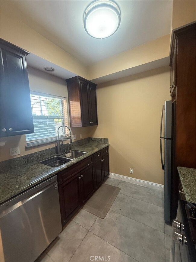 14256 Victory Blvd unit 3, Van Nuys, CA 91401 - photo 6