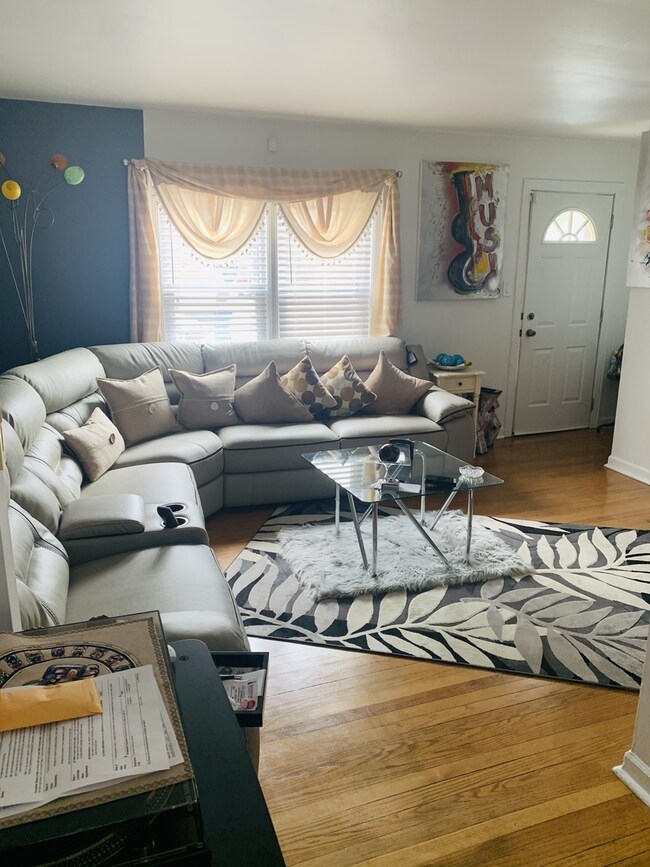 1884 Orchard St, Des Plaines, IL 60018 - photo 6