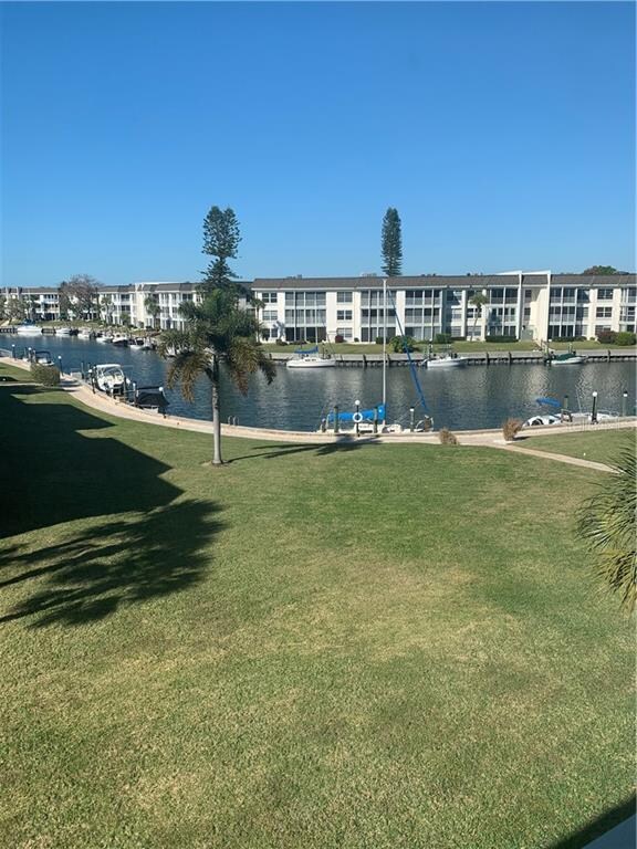 4340 Falmouth Dr unit 301, Longboat Key, FL 34228 - photo 4