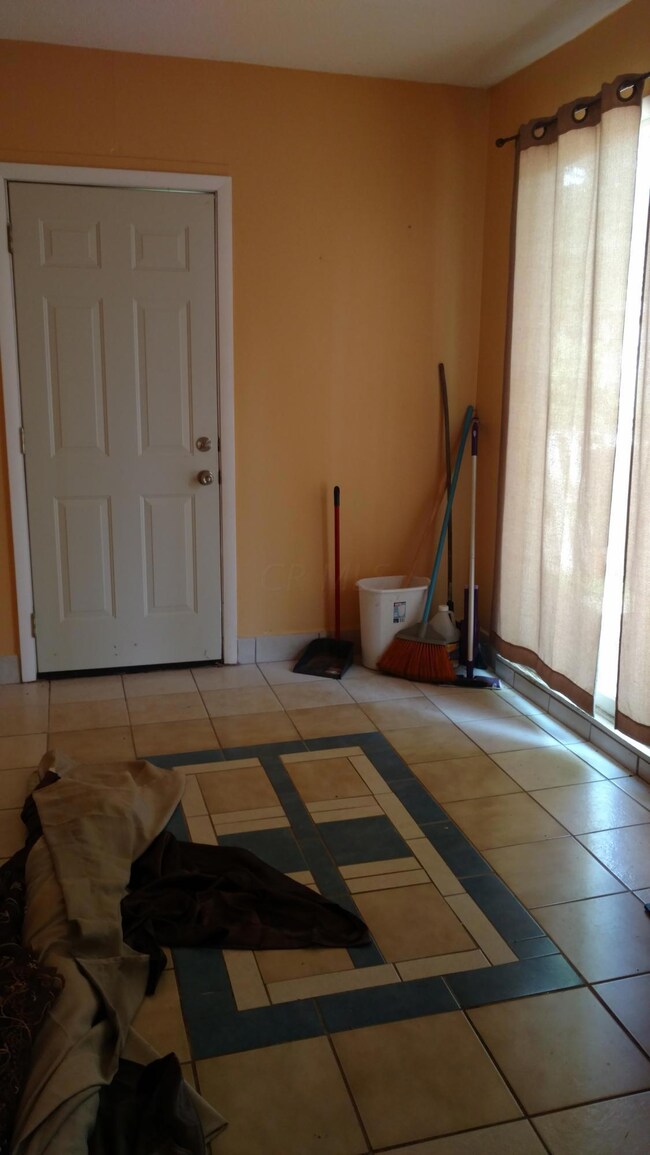 2706 Denmark Rd, Columbus, OH 43232 - photo 7