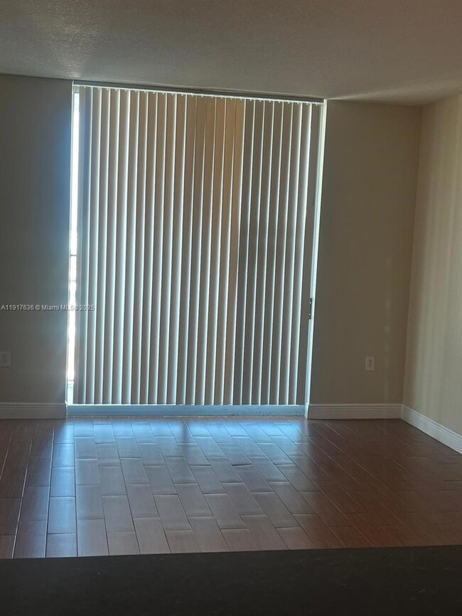 Hollywood Station unit 507, Hollywood, FL 33020 - photo 7