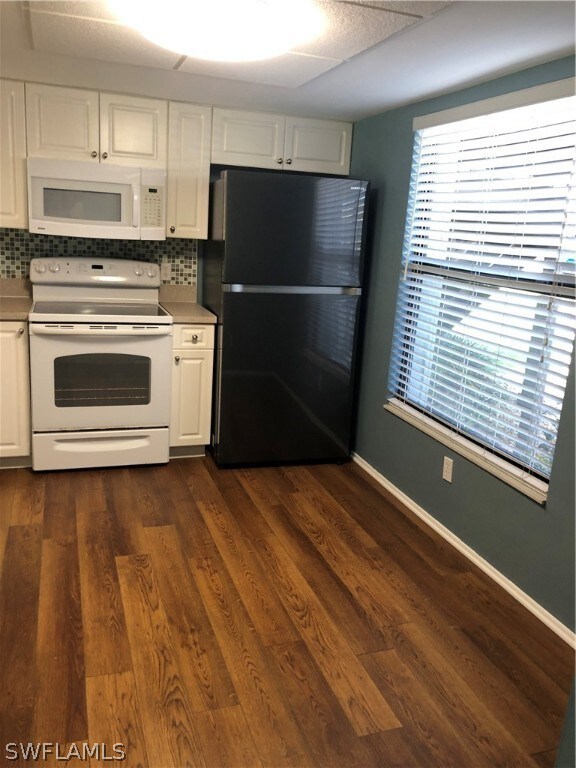 4708 SW 8th Place unit 107, Cape Coral, FL 33914 - photo 4