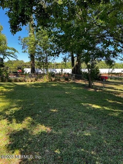 6004 Marsha Dr, Jacksonville, FL 32205 - photo 5