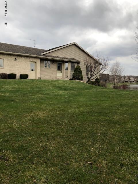 8025 Amber Creek Dr SW unit 72, Byron Center, MI 49315 - photo 3