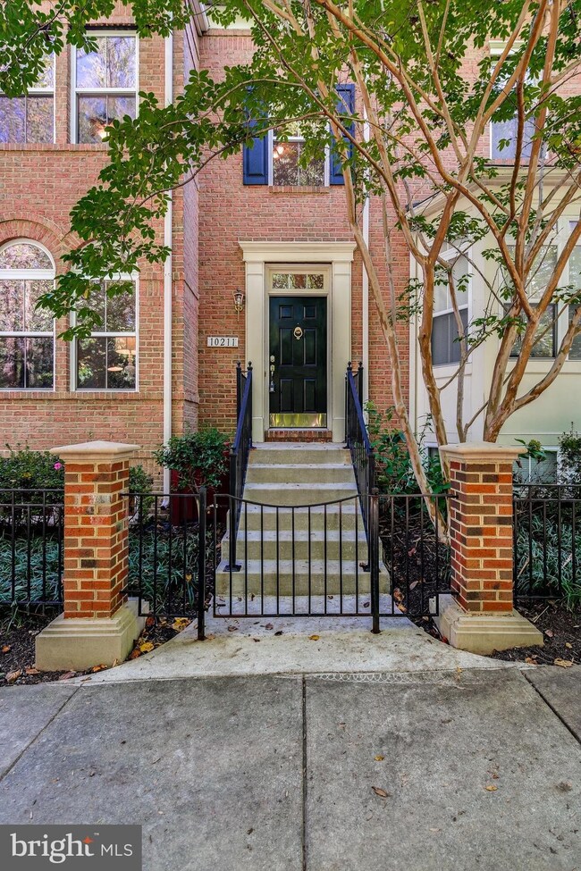 10211 Pembroke Green Place unit 83, Columbia, MD 21044 - photo 2