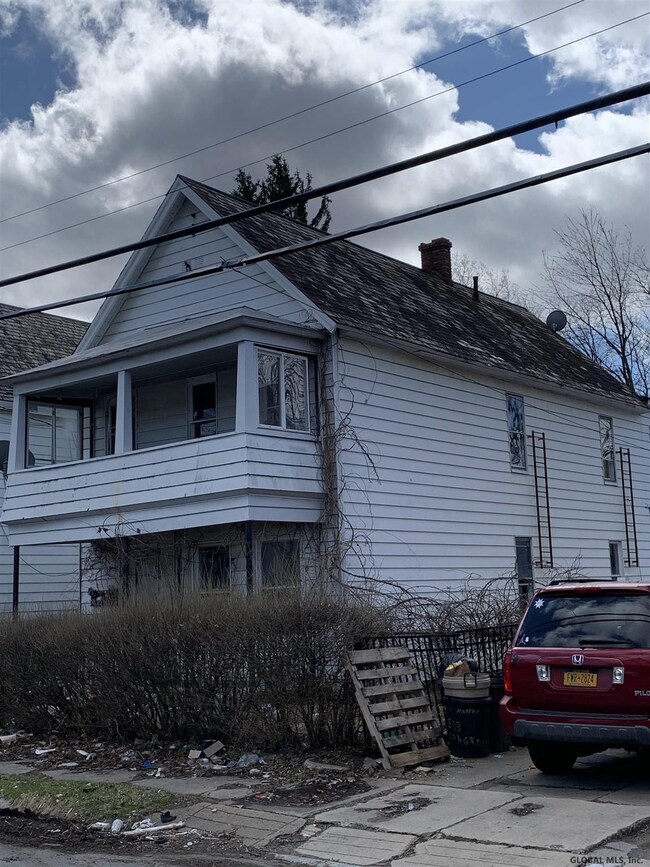 902 Congress St, Schenectady, NY 12303 - photo 2