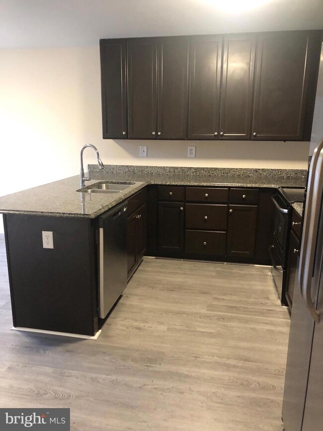 9712 Softwater Way, Columbia, MD 21046 - photo 6