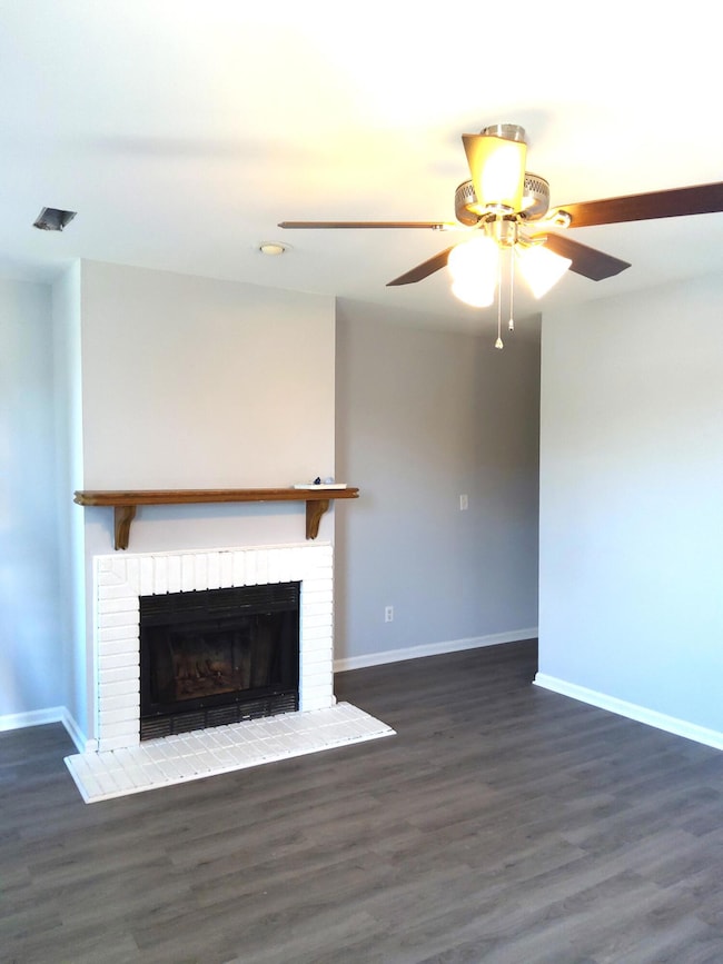 5205 Marseilles Dr unit B, North Charleston, SC 29418 - photo 2