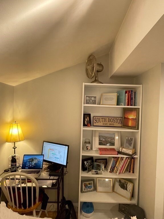 451 W 4th St unit 1, Boston, MA 02127 - photo 6