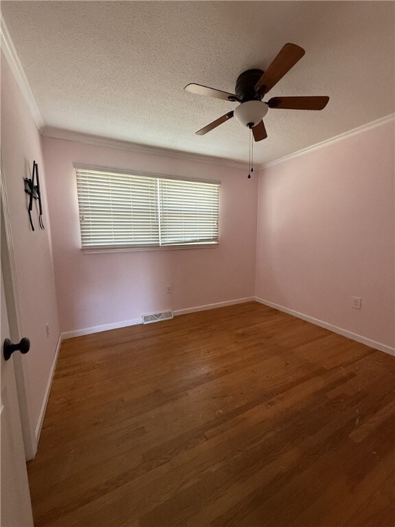 418 Stewart Rd, Walhalla, SC 29691 - photo 4