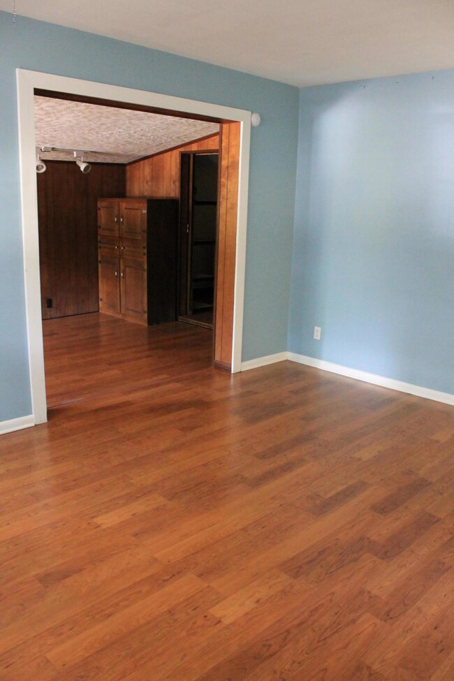 4605 Harlow Blvd, Jacksonville, FL 32210 - photo 5