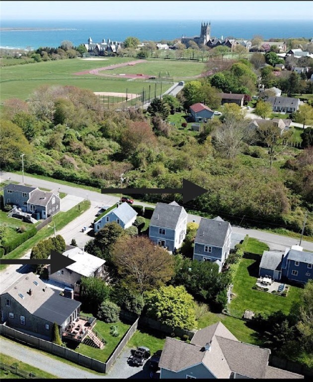 Just stones throw to the beach - 10 minute walk