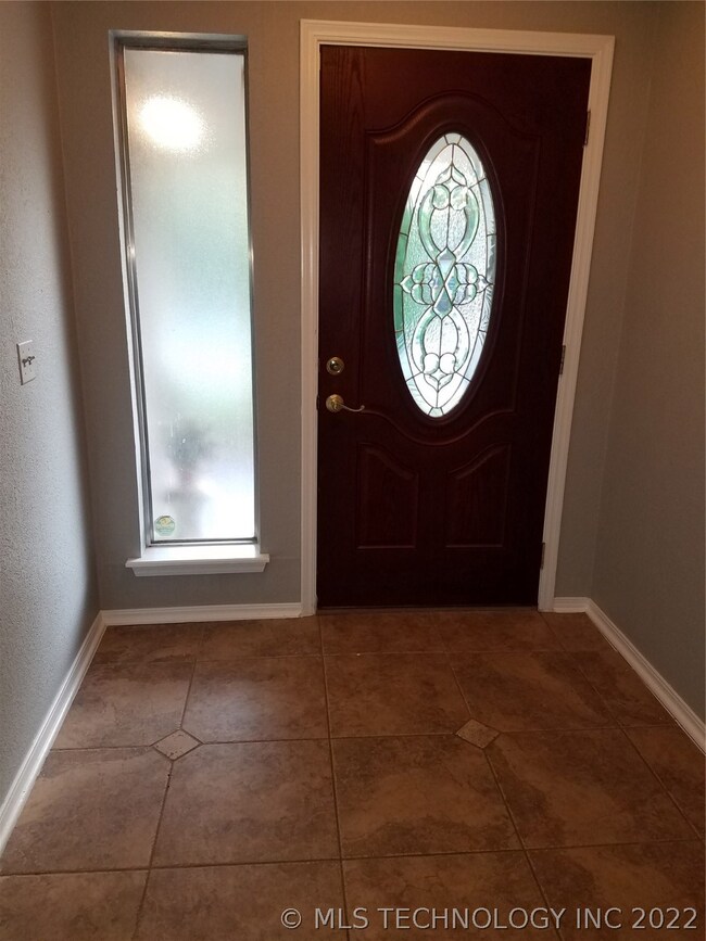 Nice Open Entryway