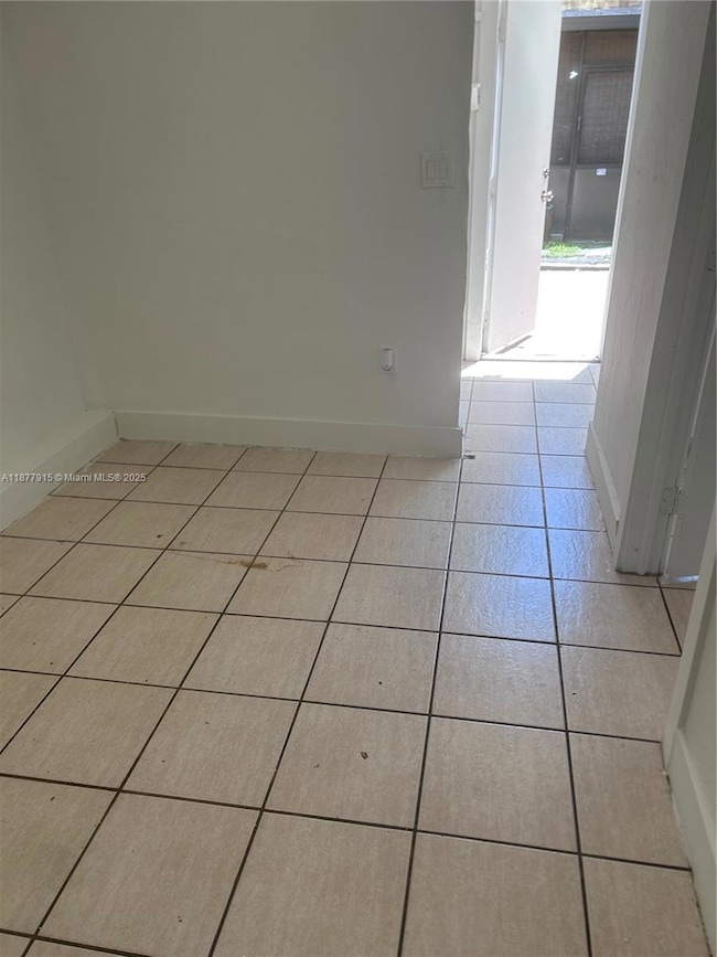 14204 NE 3rd Ct unit 8C, Miami, FL 33161 - photo 7