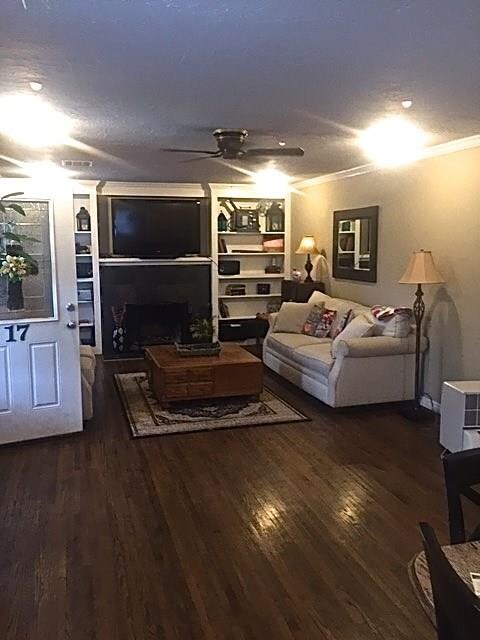 Living room.