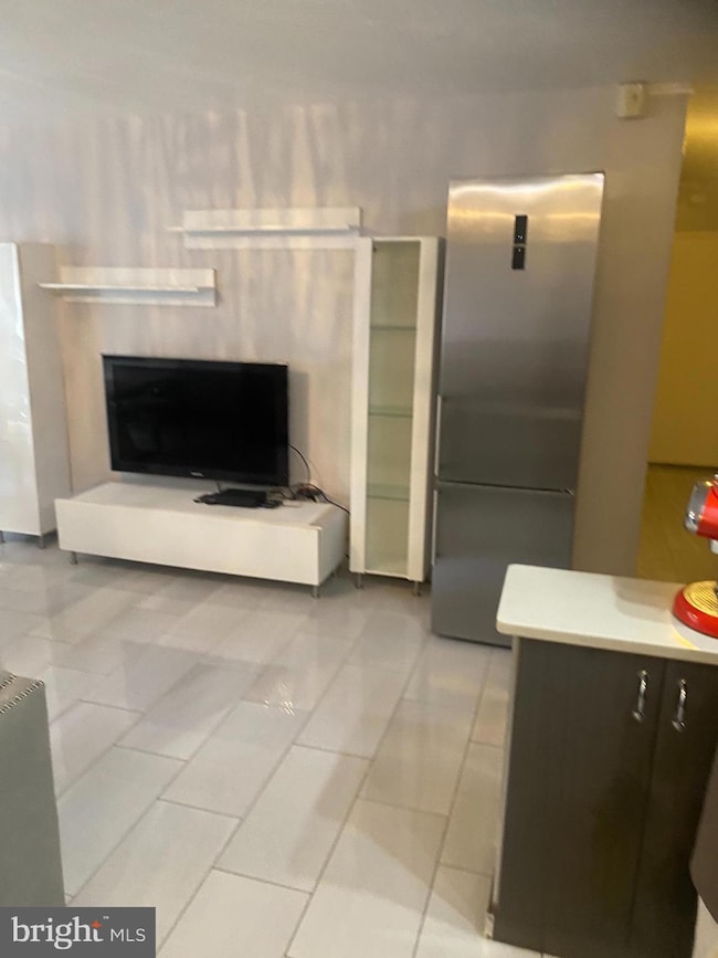 2101 17 Chestnut St unit 519, Philadelphia, PA 19103 - photo 2