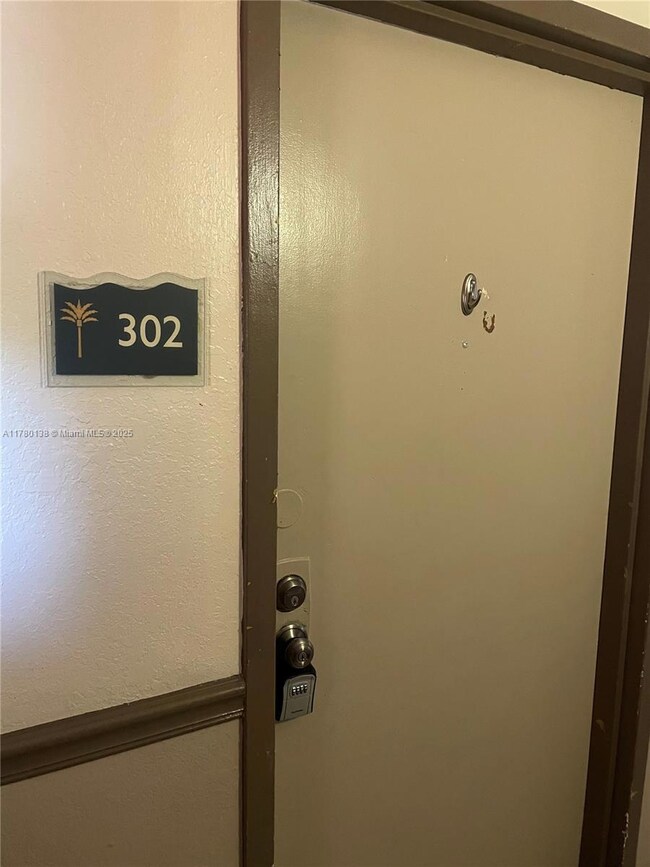 Bayview Palms unit 302r, North Miami, FL 33181 - photo 4