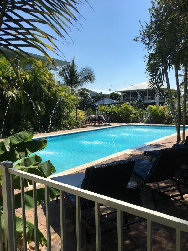 29176 Violet Dr, Big Pine Key, FL 33043 - photo 4