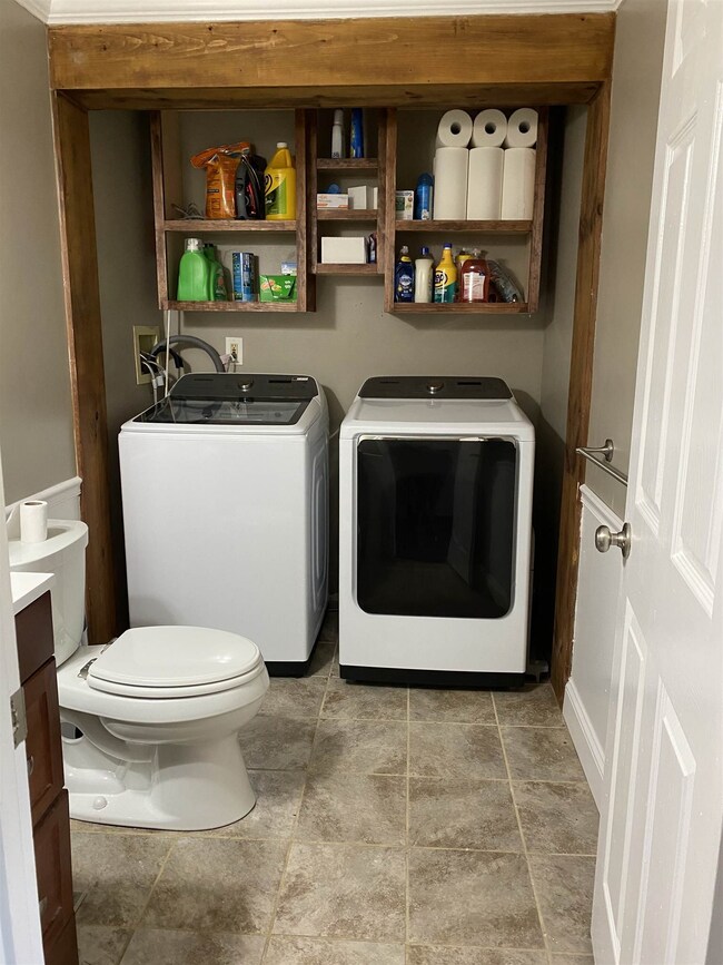 20 Lochmere Ln unit U374, Nashua, NH 03063 - photo 7