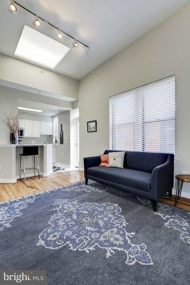 1827 Florida Ave NW unit 403, Washington, DC 20009 - photo 3