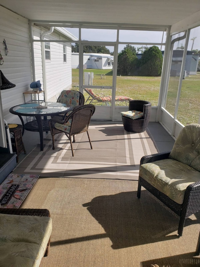 2525 Gulf City Rd unit 16, Ruskin, FL 33570 - photo 3