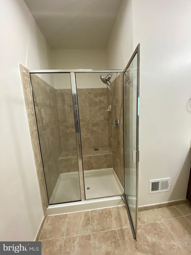 41931 Stoneyford Terrace, Aldie, VA 20105 - photo 7