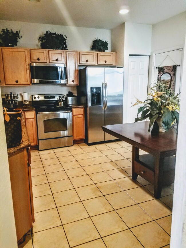 2011 Oakhurst Way, Riviera Beach, FL 33404 - photo 4