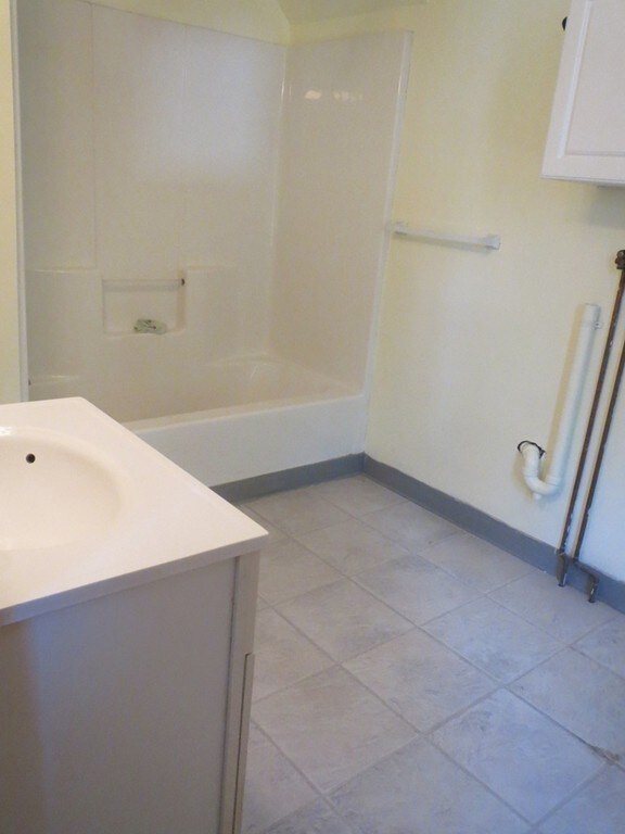 291 Washington St unit B, Franklin, MA 02038 - photo 6