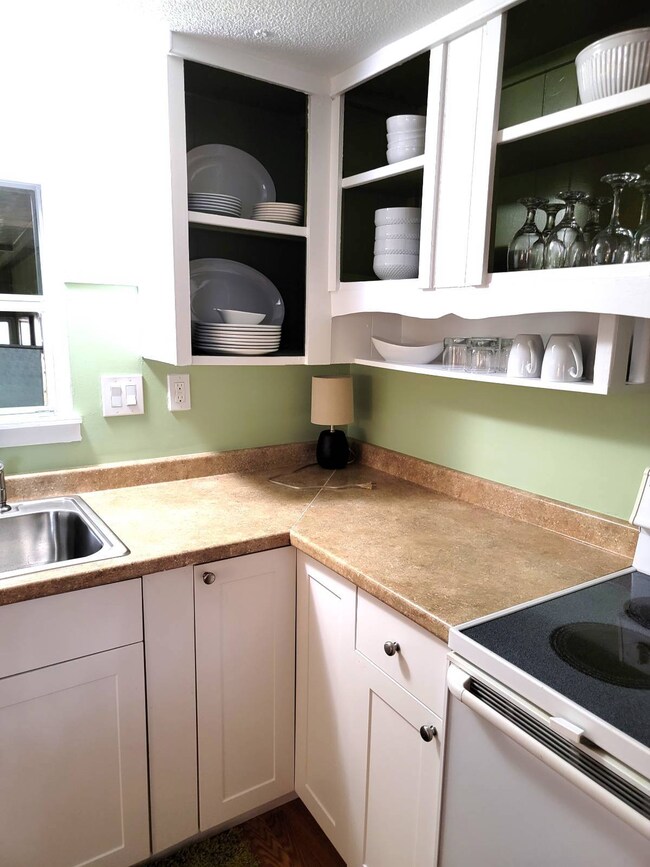 900 Aqua Isles Blvd unit B16, La Belle, FL 33935 - photo 6