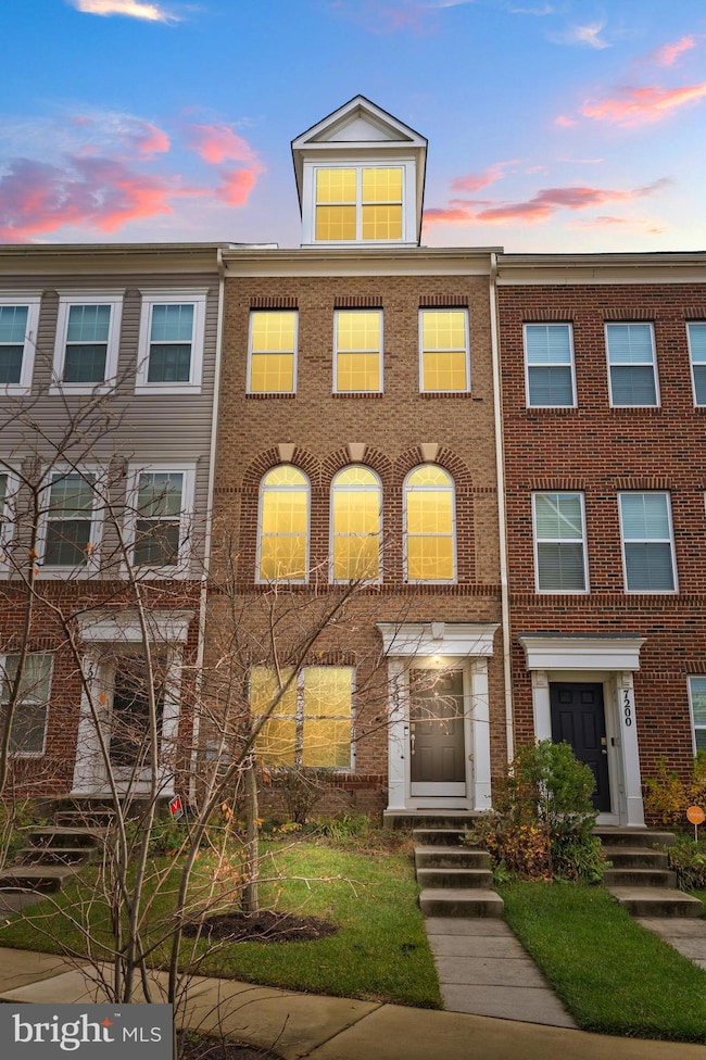 7202 Silver Thorn Way, Beltsville, MD 20705 - photo 2